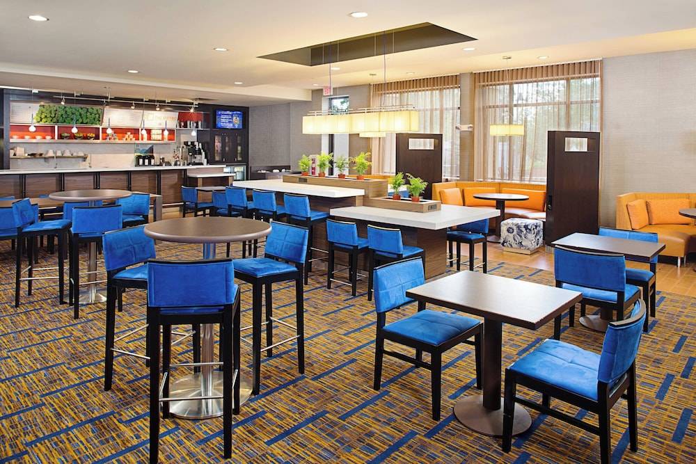 Courtyard by Marriott Montvale - photo 2