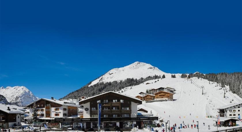 Hotel Jagdhaus Monzabon in Lech, Austria