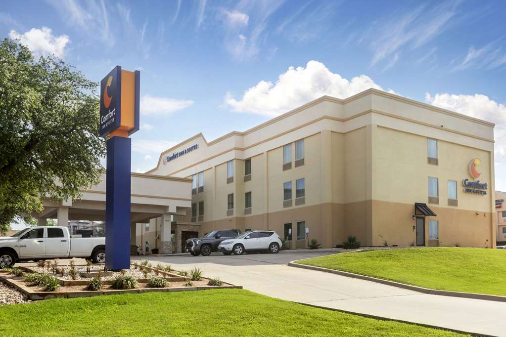 Comfort Inn & Suites Temple Medical Center - photo 3