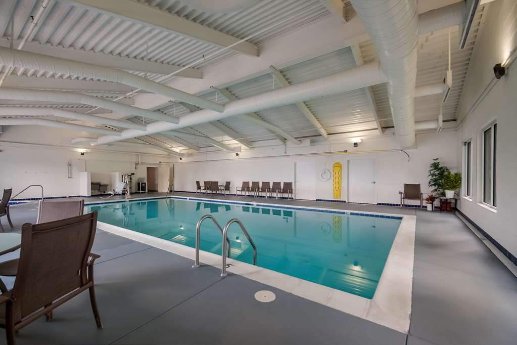 Country Inn & Suites by Radisson Fredericksburg South VA - photo 36