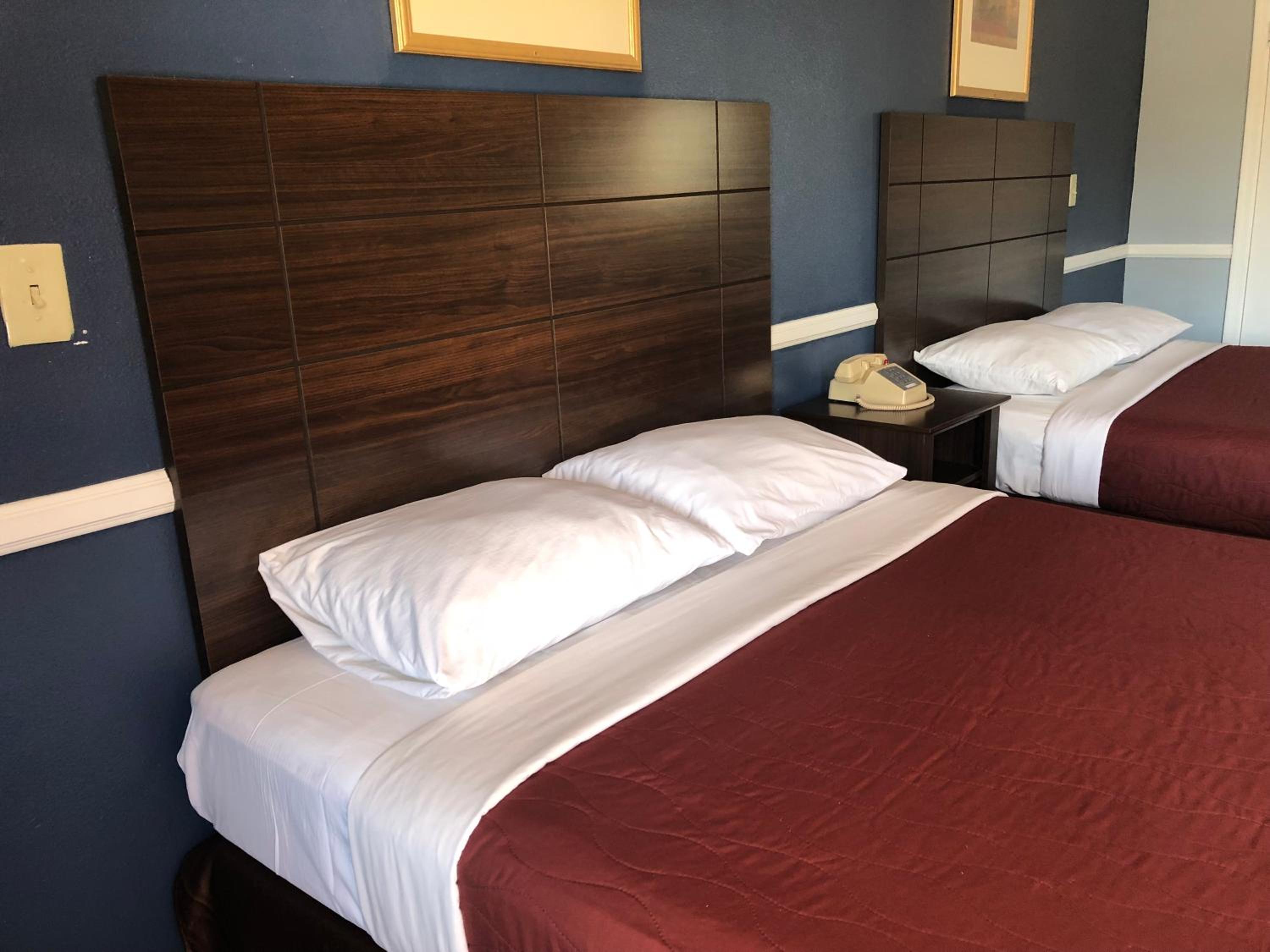 Whittier Travel Inn - photo 15