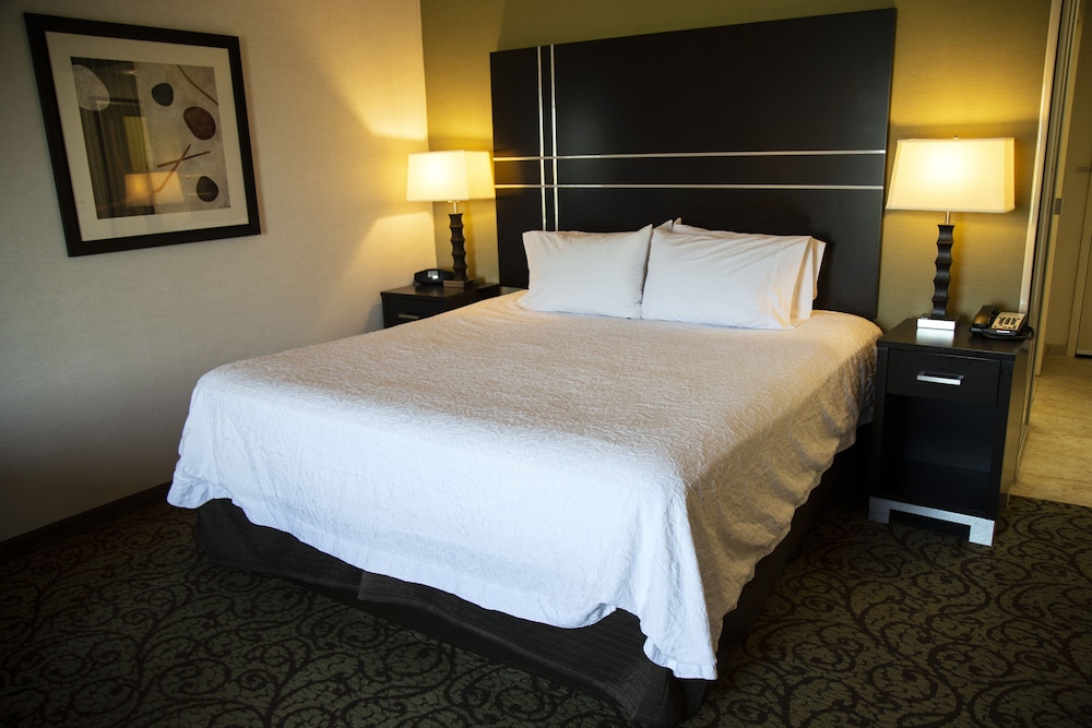 Hampton Inn & Suites Sharon - photo 7