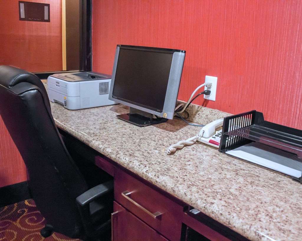 Comfort Inn & Suites Trussville I 59 exit 141 - photo 15