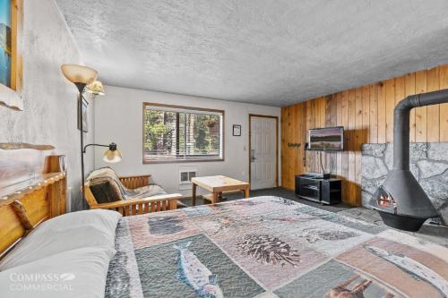 Willamette Pass Inn & Chalets - photo 11