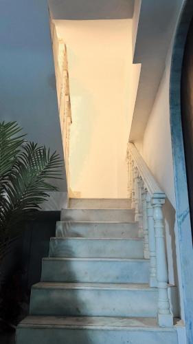Friends and Family Group Villa Borivali West