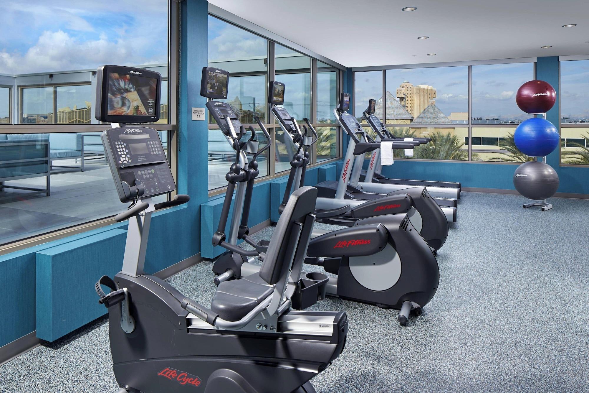 SpringHill Suites by Marriott at Anaheim Resort Conv. Cntr - photo 4
