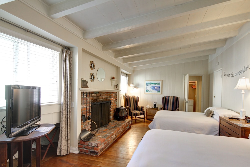 The Tides Laguna Beach - photo 26