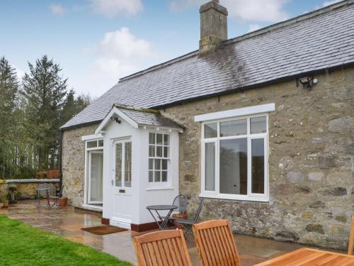 Croft Cottage — 4-Star Luxury Hotel in None, United Kingdom