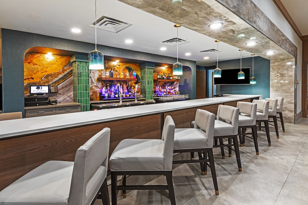 DoubleTree by Hilton Tulsa Warren Place - photo 62