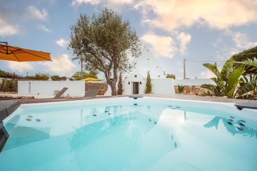 Trullomare & Pool Housea in Polignano A Mare, Italy