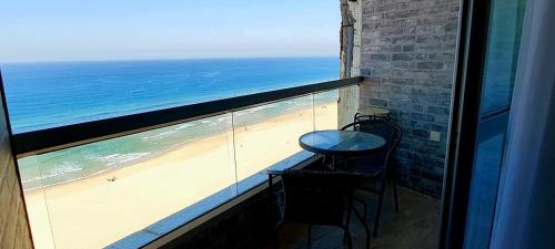 Apart Hotel TLV Bat Yam Beach Front 1207 in Bat Yam, Israel