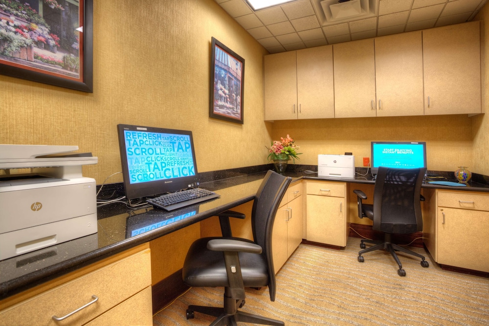 Embassy Suites by Hilton Laredo - photo 32