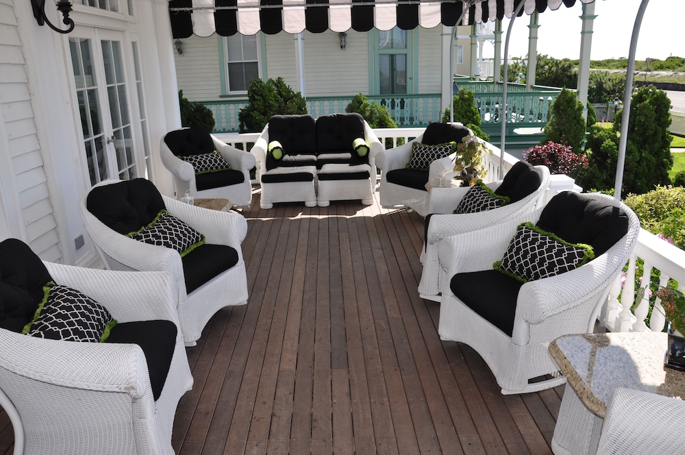 Peter Shields Inn & Restaurant - photo 44
