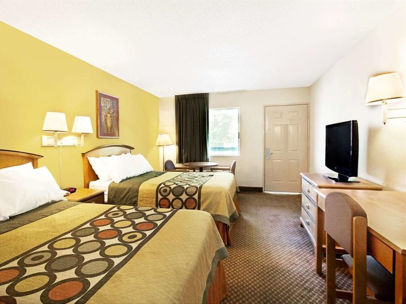 Super 8 by Wyndham Charlotte Downtown Area - photo 5