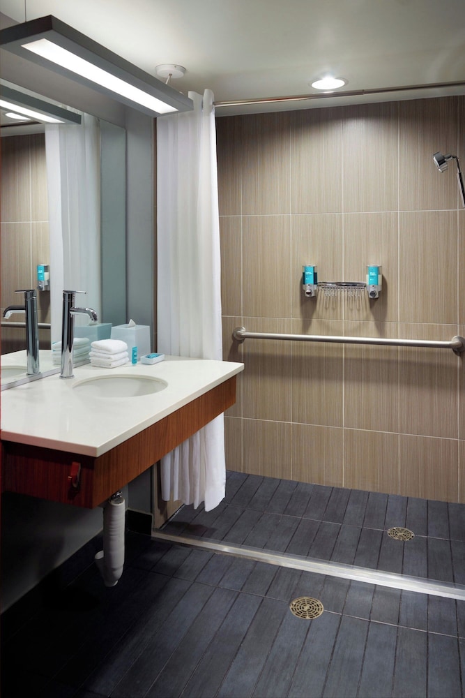 Aloft Atlanta Downtown - photo 10
