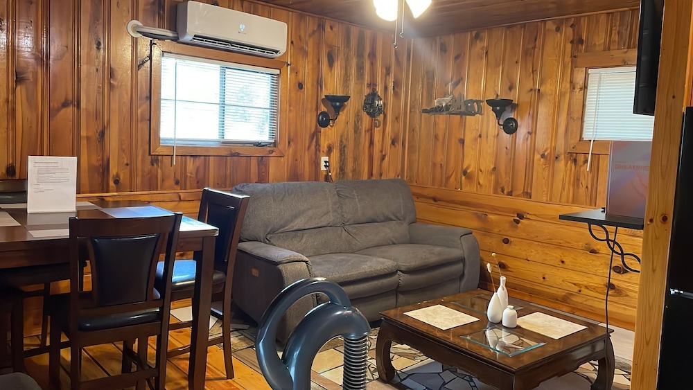 Hidden Rest Cabins & Resort - photo 40