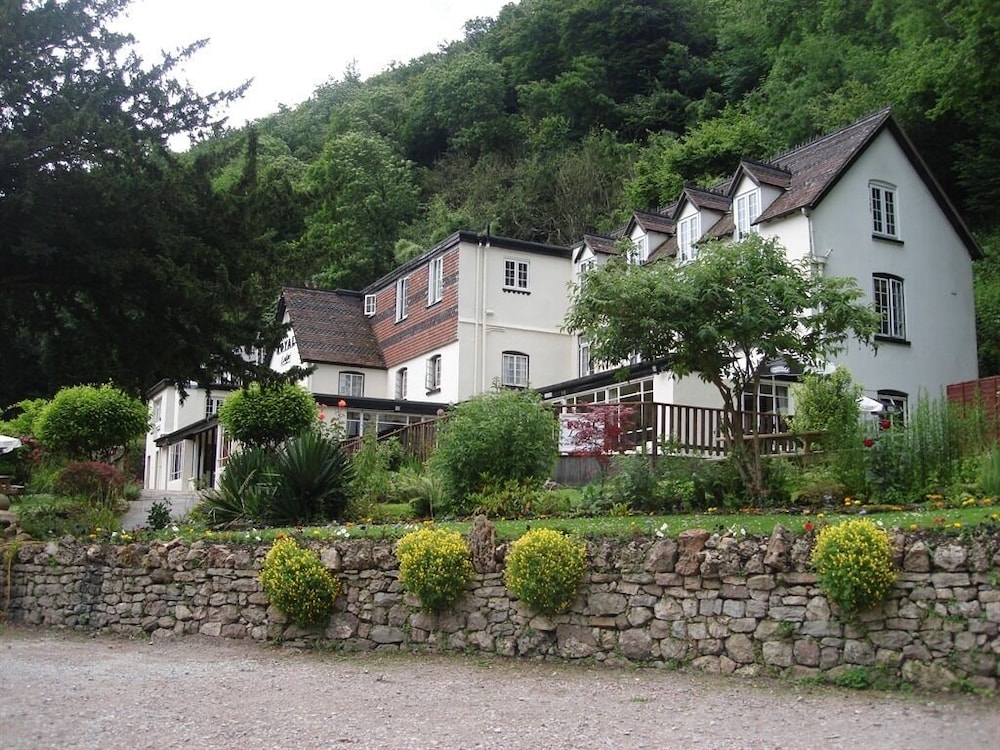 The Royal Lodge — 4-Star Luxury Hotel in Ross On Wye, United Kingdom