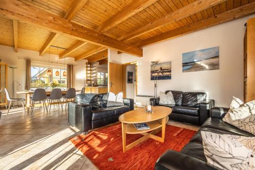 Rosenberg Haus 16a — 4-Star Luxury Hotel in Zingst, Germany