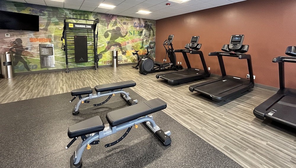 Hampton Inn Pullman - photo 23