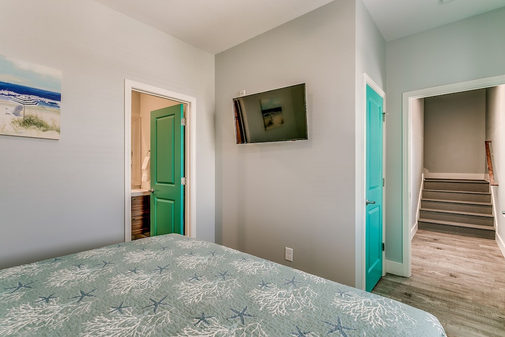 Together Resorts Cherry Grove Resort at 5405 B N Ocean Blvd - photo 18