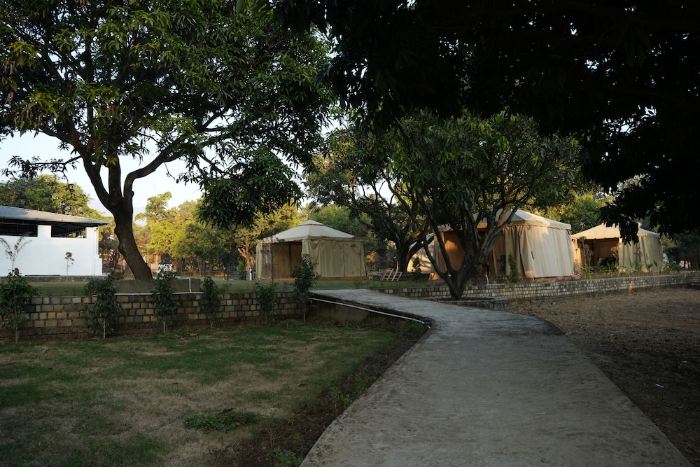 3 Acres Resort in Vikasnagar, India