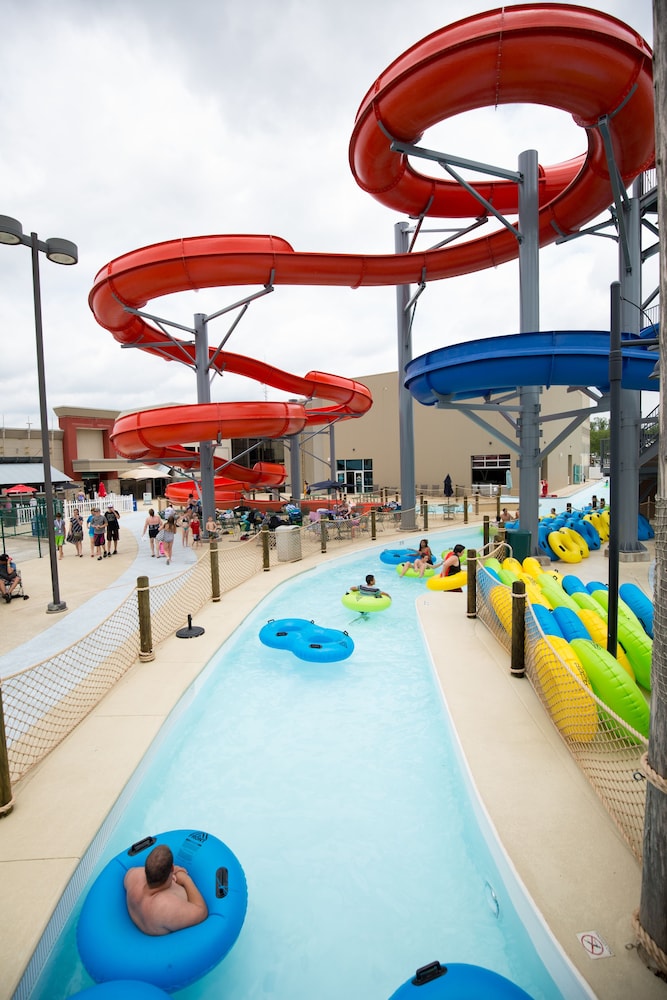 Fun City Resort Hotel - photo 10