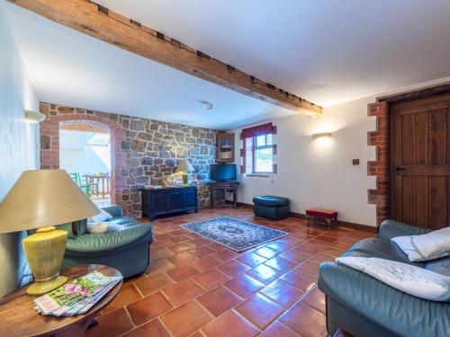 Hidden Gem in Stunning Location Pass the Keys in Shrewsbury, United Kingdom