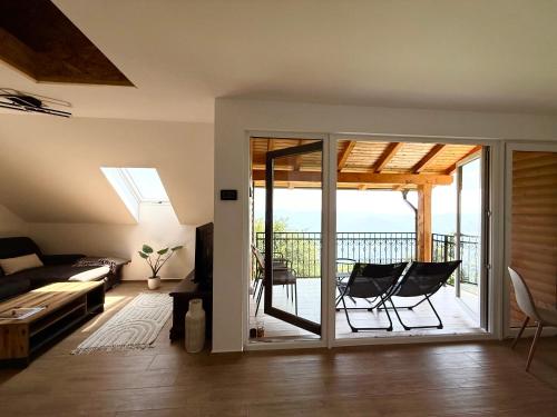 Apartment Boris Sveta Planina — 4-Star Luxury Hotel in Trbovlje, Slovenia