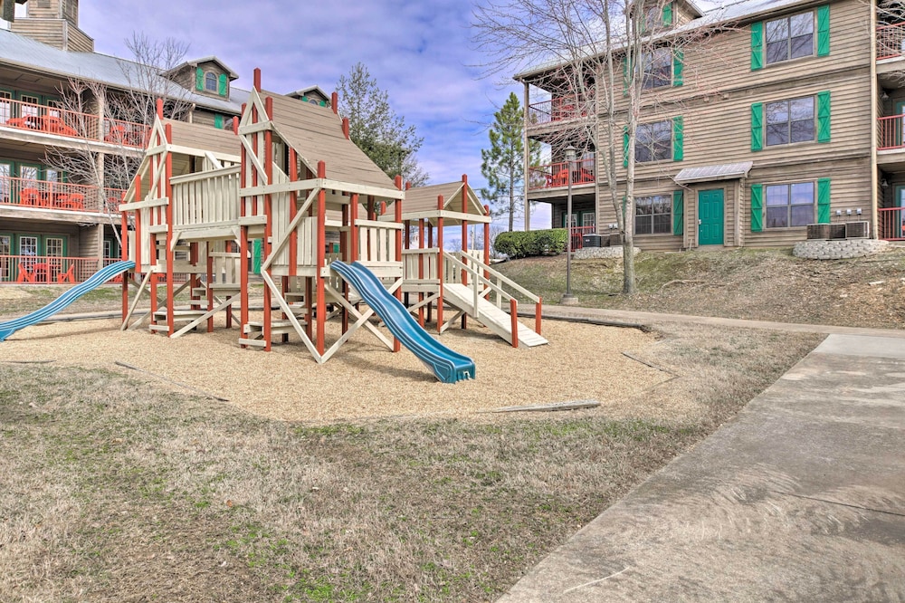 5 Mi to Holiday Shows Resort Condo in Branson - photo 24