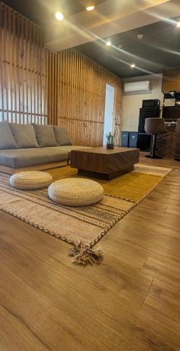 Quiet residential room 408 walking distance of Shinjuku — 4-Star Luxury Hotel in Tokyo, Japan