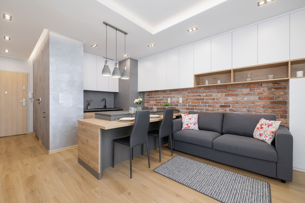 Mogilska Apartments with Parking near TAURON Arena Kraków by Noclegi Renters — 4-Star Luxury Hotel in Krakow, Poland