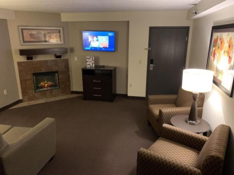 AmericInn by Wyndham Wadena - photo 46