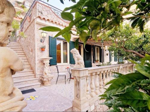 Donna Rosa Your Home in Taormina — 4-Star Luxury Hotel in Taormina, Italy