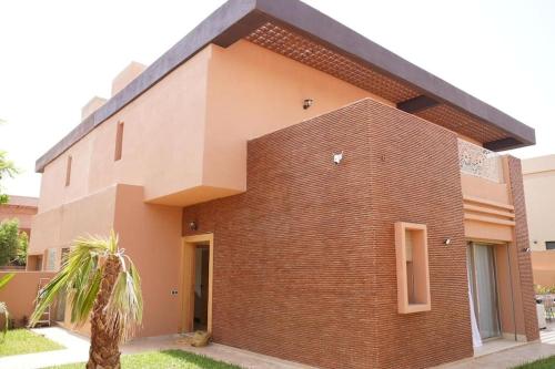 Villa Home Orient Avec Piscine Privée 3 Chambres — 4-Star Luxury Hotel in Marrakesh, Morocco