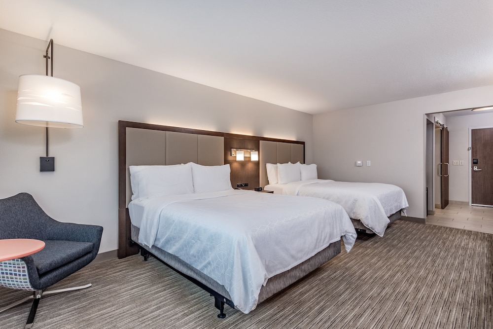 Holiday Inn Express & Suites Hammond by IHG - photo 15