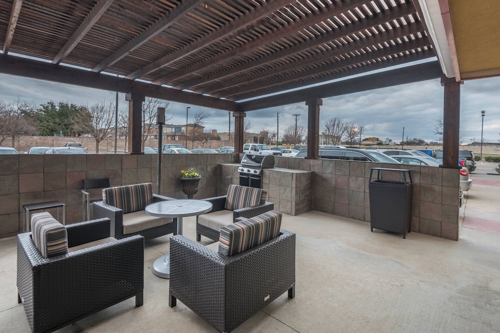TownePlace Suites Dallas DeSoto - photo 37