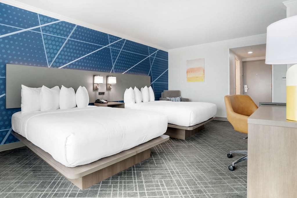 Comfort Inn & Suites New Orleans Airport North - photo 15