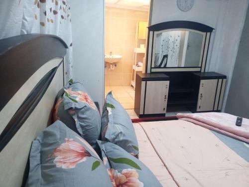 One Bedroom Apartment