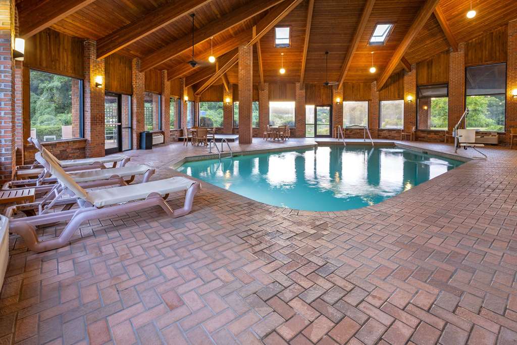 Baymont by Wyndham LaGrange - photo 25