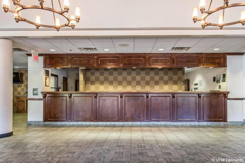 Black Bear Inn & Suites - photo 31
