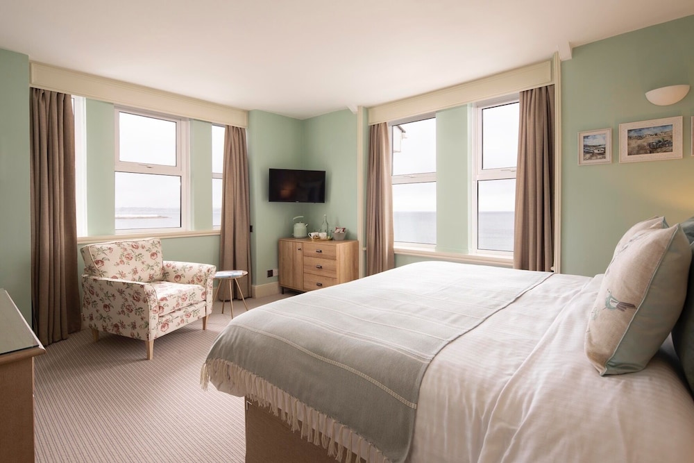 Hotel Penzance Promenade in Penzance, United Kingdom