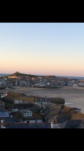 Harbour View — 4-Star Luxury Hotel in St Ives, United Kingdom