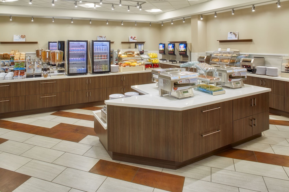 Holiday Inn Express Waikiki by IHG - photo 61