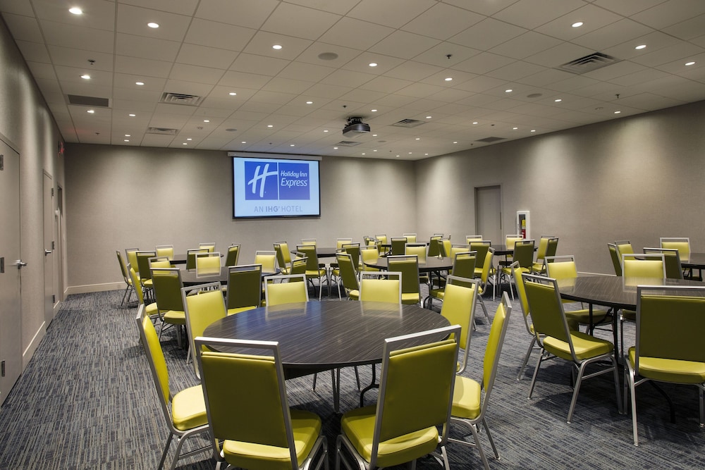 Holiday Inn Express Athens by IHG - photo 49