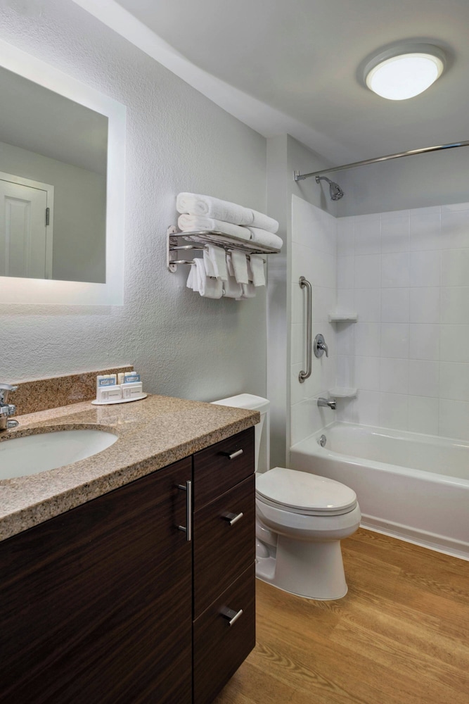 TownePlace Suites Monroe - photo 17
