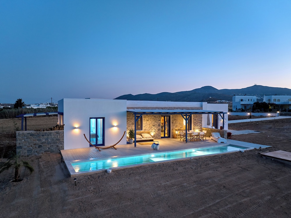 Blue and Green in Luxury in Paros, Greece