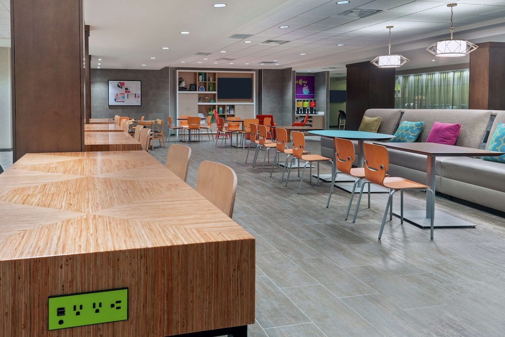 Home2 Suites by Hilton Orlando Near Universal - photo 4