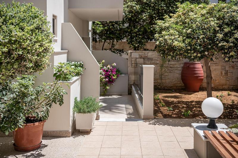 Nektar Beach Hotel — Chania — photo 3