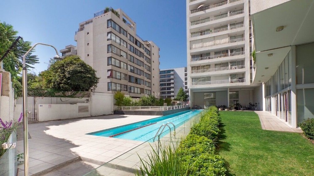 Carmelitas Contemporary II — 4-Star Luxury Hotel in Santiago, Chile