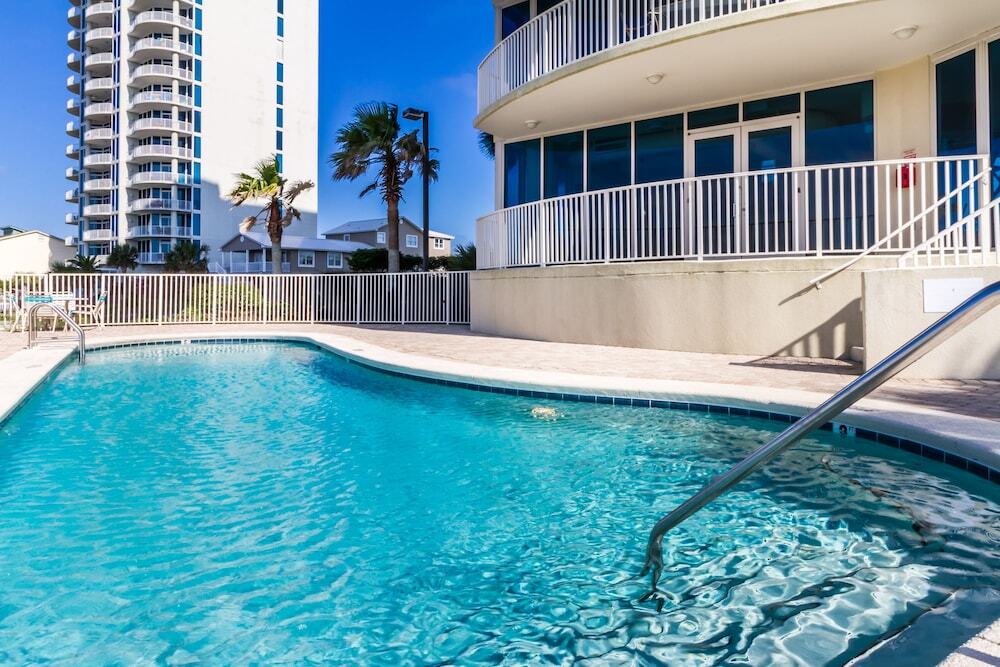 Lagoon Tower by Luxury Gulf Rentals - photo 8